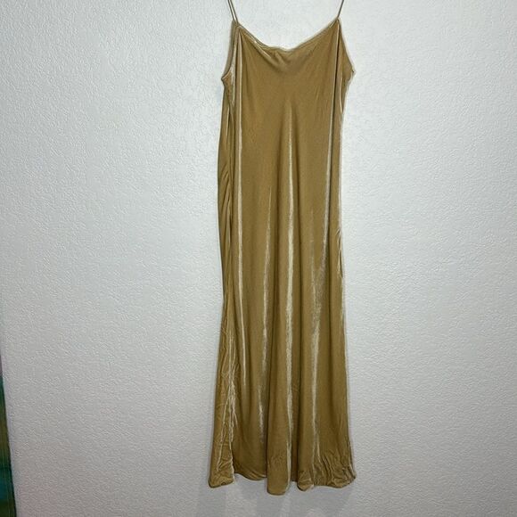 NWT Vince Velvet Cami Dress Dill Medium Revolve - Picture 6 of 13